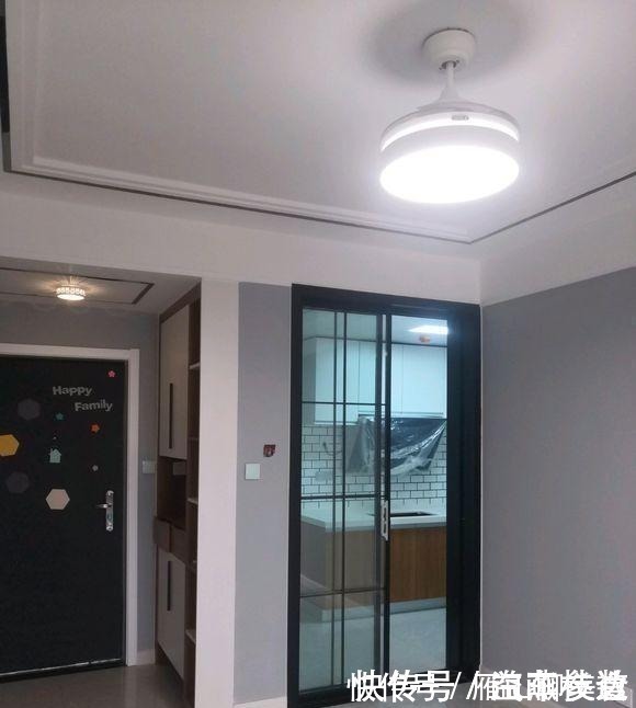 心头好|简单装修的新房,打扫干净就很漂亮了,最满意电视墙和玄关,晒晒