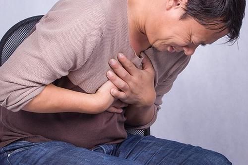 心脏不好了,脸会告诉你,脸上的变化,谁也瞒不住