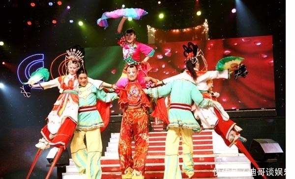 “幸福”的朱之文:女儿200斤提亲者不断,儿子辍学却娶美妻