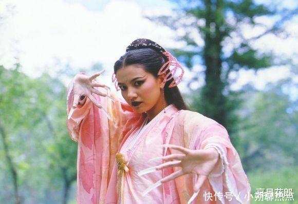 倚天屠龙记里的黄衫女是谁一招就轻松击败周芷若,最后嫁给何人