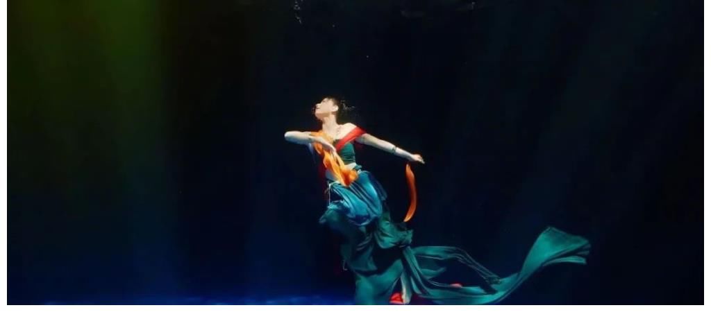 衛視|河南臺弄個《祈》，浙江臺馬上來個《竊》！過分了吧，有辱斯文！