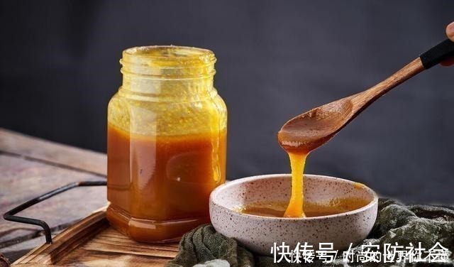 油条|早上要拒绝的4种早餐,尤其是最后一个,吃多了比喝酒还“伤胃”