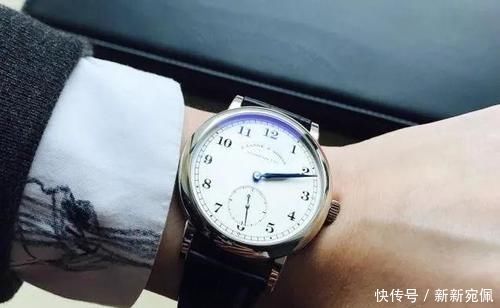 爱彼皇家橡树|机械表大师:都说佩戴手表能够彰显身份?那你是什么身份?