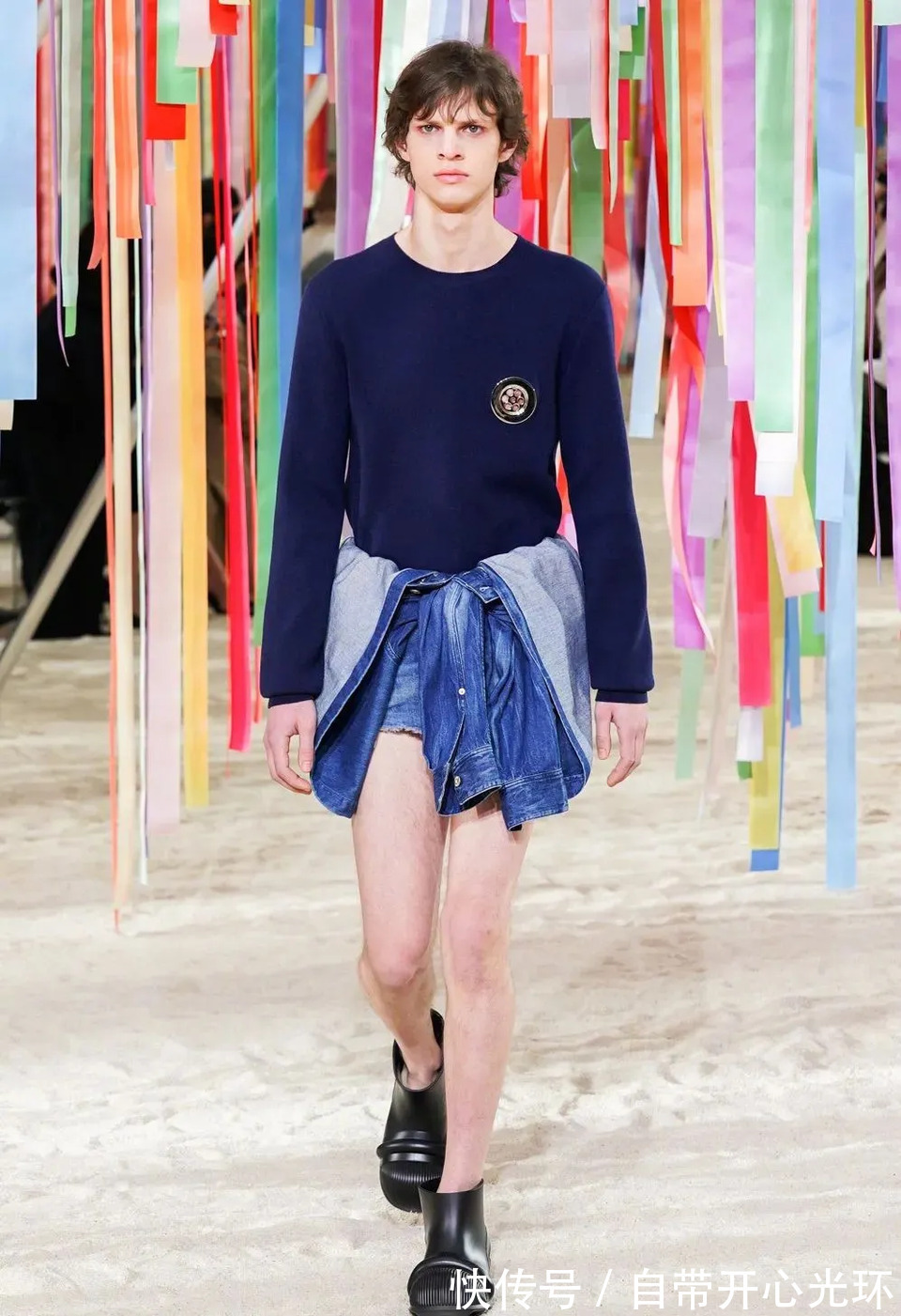 |今日段子:看服饰猜少数名族,看看你猜得对不对!