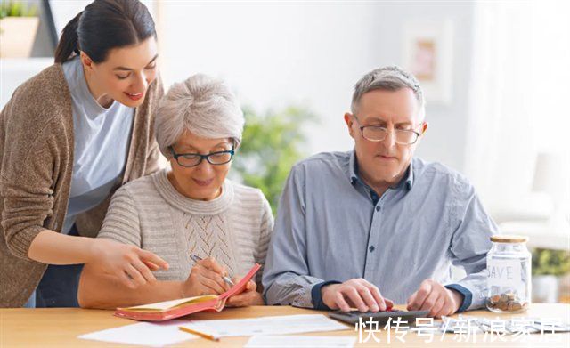 小房子|跟父母同住一套大房子好，还是分开住小房子好？