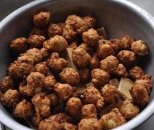 菜市场“最脏”的4道菜,第一种很多人买,最后一种摆摊老板从不吃