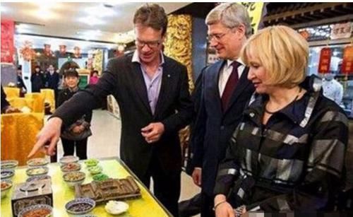 各国领导人最爱吃的中国菜有的爱吃松花蛋,最后一个大家都爱吃