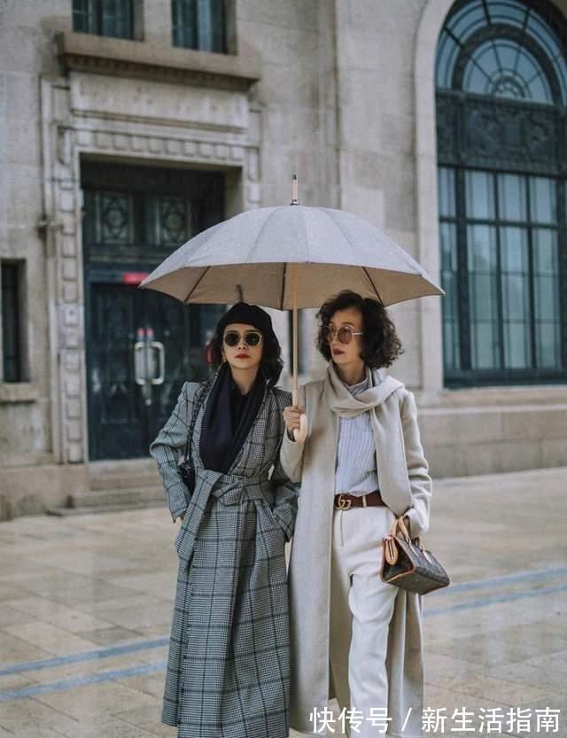 穿搭 50岁女人别总穿“老一套”,试试这5组穿搭!谁见了都得夸年轻!