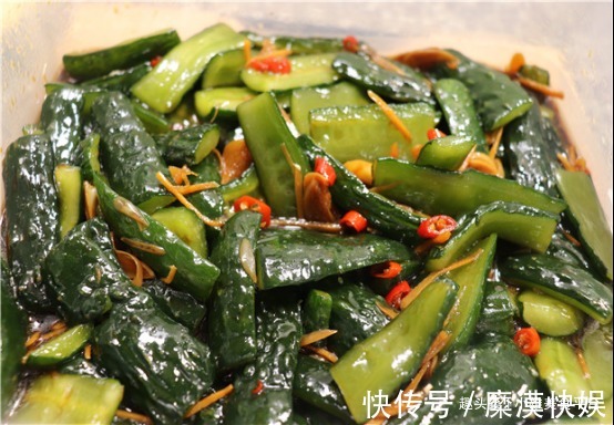 黄瓜|原来腌黄瓜这么简单，一次做5斤，2小时就能吃，放3个月都不变质