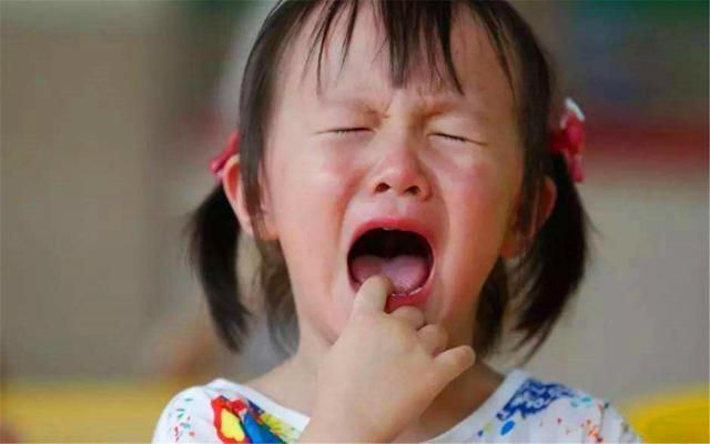 爸爸|爸爸姓“朱”,苦思冥想给女儿起了这名字,上学后孩子被同学嘲笑