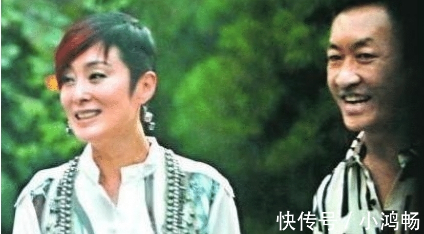 她18岁被向太捧红进圈,因太漂亮被向华强