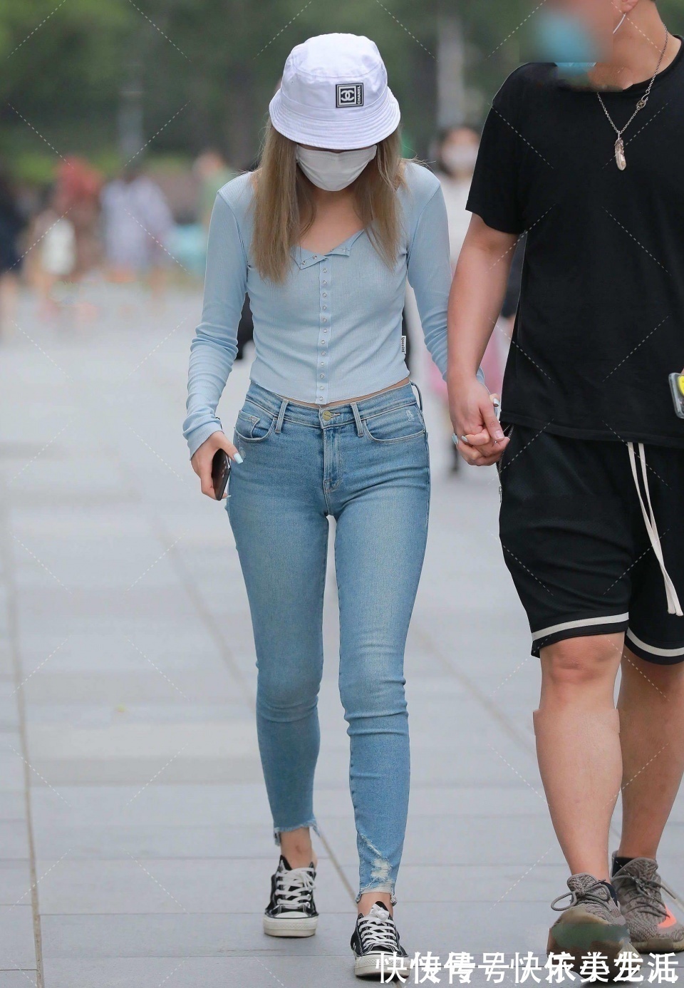 tips|白皙饱满的气质美人，一眼就难以忘怀！下班一起去吃个饭吧