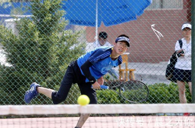 健身教练|韩国性感健身教练、健身6年超低体脂,前凸后翘身材火辣性感