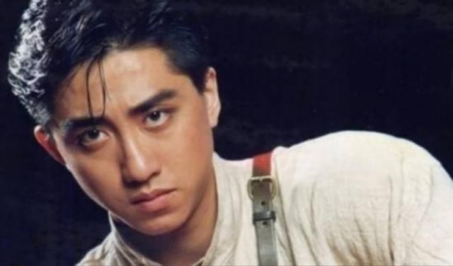 现状 “讽刺”刘德华,“挖苦”刀郎,被前女友养3年的杨坤,现状如何