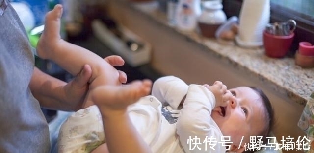 身体乳|宝妈常给孩子抚摸三个部位,孩子越来越聪明,你会给孩子抚摸吗?