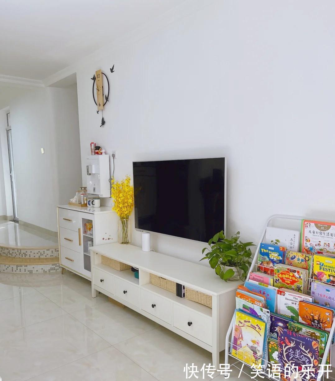 天花板|终于入住新家了,全屋不造型,天花板只做石膏线,温馨又舒适