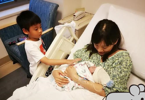 产妇|“头胎顺产,二胎再顺怎么了?像你这种坚持剖腹产的人,太自私”