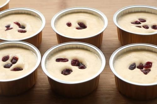 蒸鸡蛋糕|4个鸡蛋加半碗面粉，简单蒸一蒸，好吃不上火，比蛋糕还美味