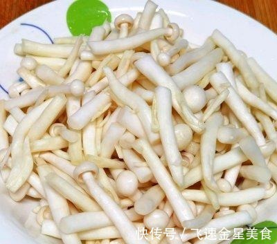 鲜香|鲜香下饭的鸡丝白玉菇,你喜欢吗!