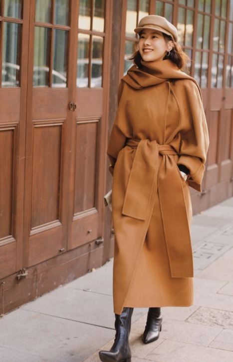 秋冬|“束腰大衣”太撩人了,搭配上靴子更有气场,照着穿就很时髦!