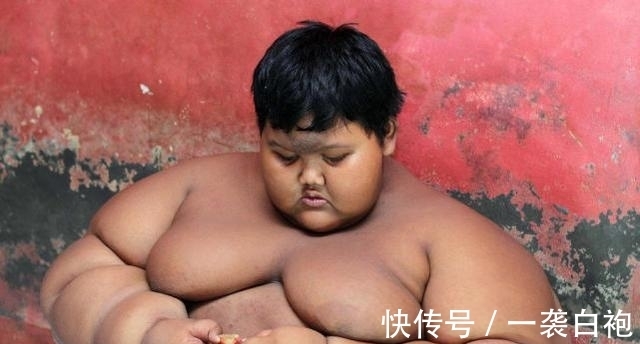 体重|曾经那个世界最胖的男孩！体重384斤，减肥152斤后变帅小伙