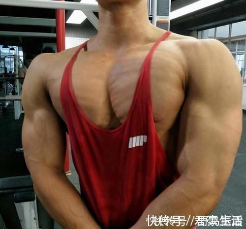 老大哥|你知道胸肌怎么练效果最好吗？教你3个技巧，都是过来人的经验