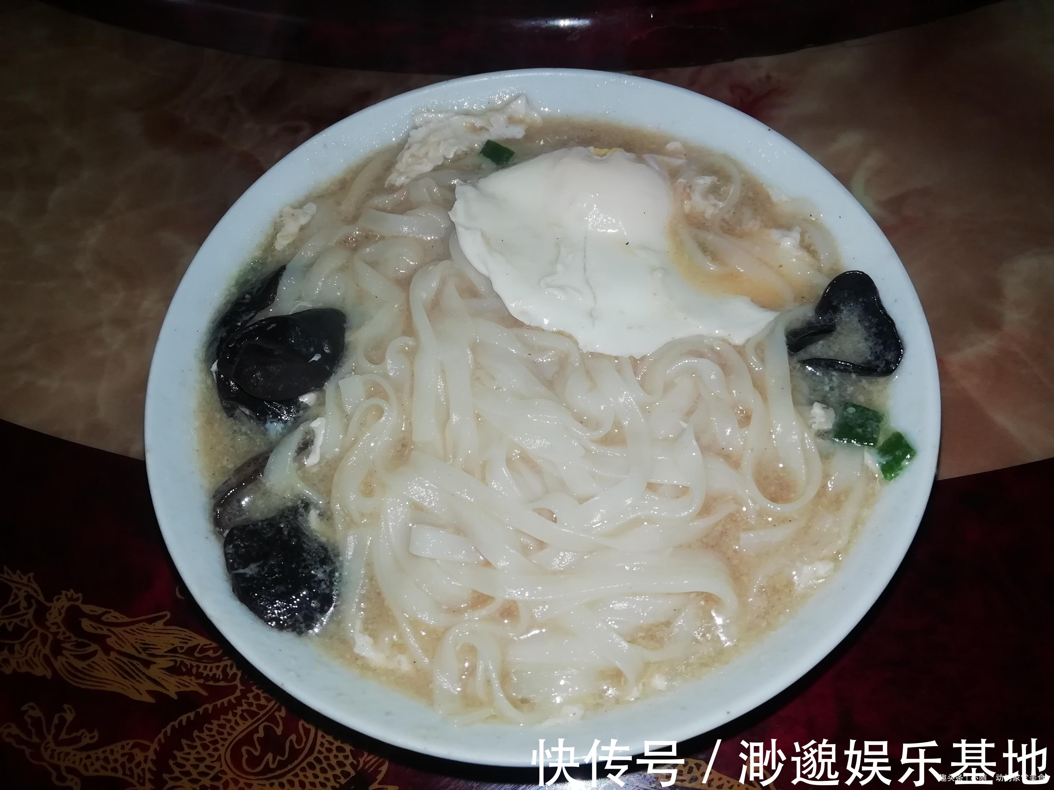 晒晒婆婆家的早餐，8天不重样，吃得舒服又营养，每天只要几块钱