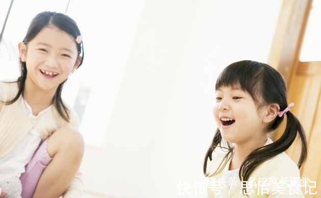 父母|孩子有3个坏习惯,父母必须要及时纠正,小心影响未来