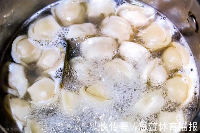 食用油|做韭菜馅饺子，别再乱调馅了，调料只需这3样，韭菜鲜香不出水