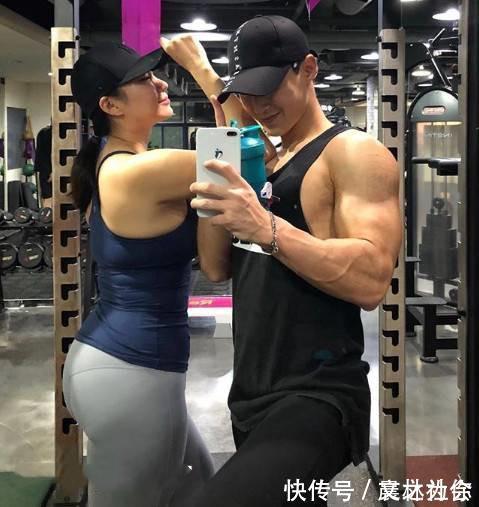 金友熙|140斤韩国女子独爱大粗腿，每天200次深蹲，身材比肩卡戴珊