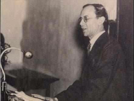 物理学界师徒两人发现质子和中子的过程，完美诠释了原子结构！