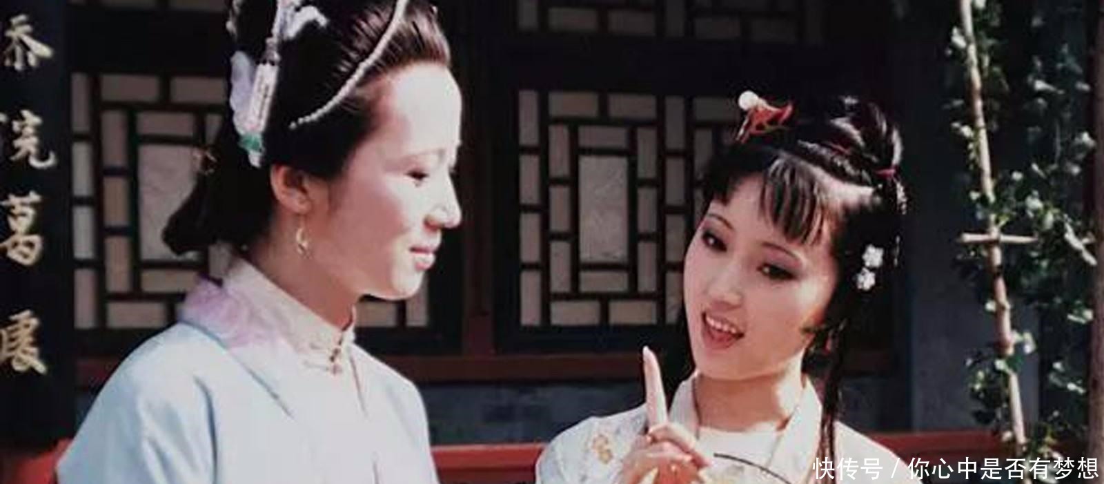 荣华富贵|贾府被抄家后，王熙凤血崩而亡，宝玉出家，只有她依旧享荣华富贵！