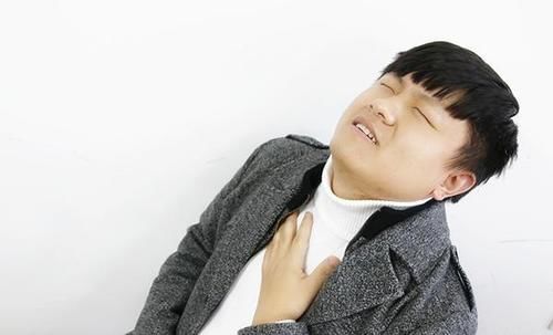  肺部|被香烟掏空的身体，往往有3个丑态，若你有，2个戒烟方法请收下