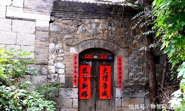 淄川张李村有个清代古建筑王家大院，青砖黛瓦，古色古香