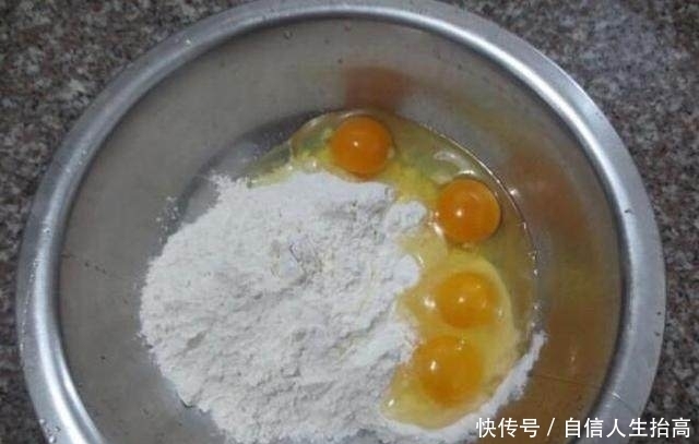 超级|只需要面粉和鸡蛋就可以做的小吃,超级美味 好吃到爆!