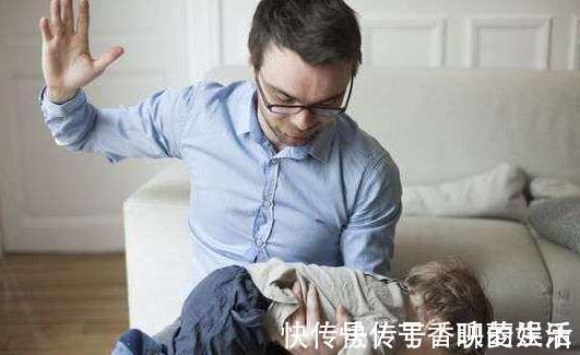 丽丽|家长情绪失控到底多可怕?4岁女孩拉裤子,妈妈一时气愤猛踹一脚