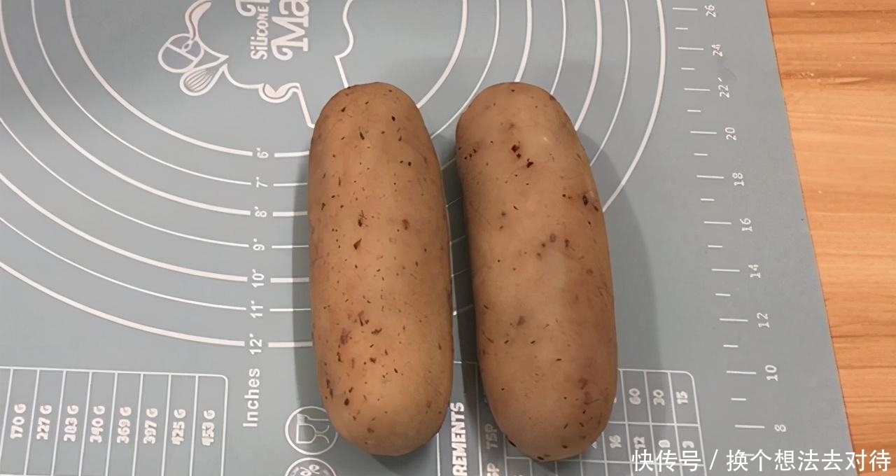 过春节吃年糕，教你做家常版年糕，劲道不沾牙，祝福大家步步高