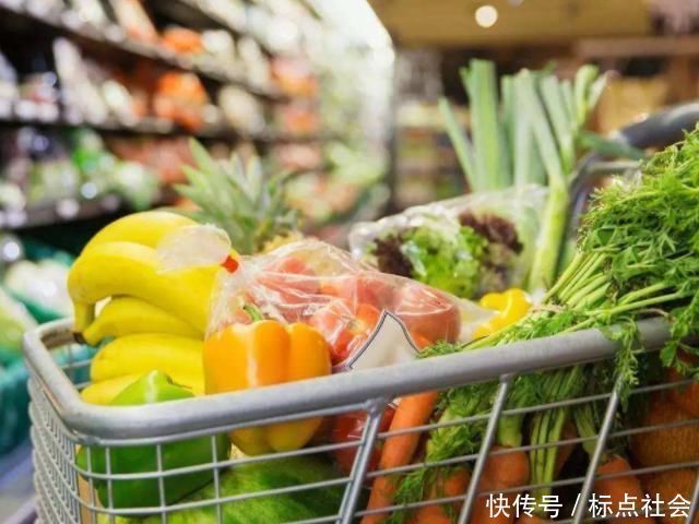 电商生鲜越来越火，未来会取代“菜市场”？网友：你想太多！