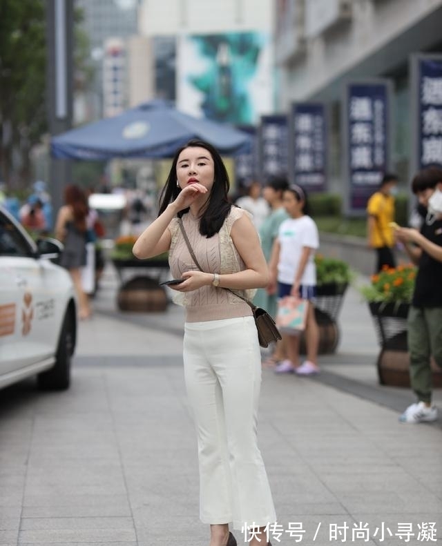 裤子 喇叭裤舒适显瘦,日常穿搭选择它,让造型变得大方又好看