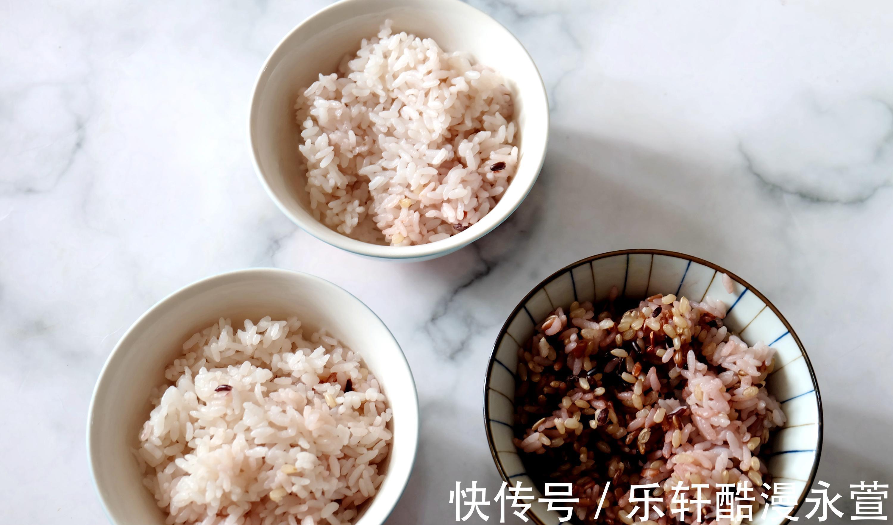 西柚|晒晒我家的午饭吧,两个菜,一个主食,一壶水果茶,营养健康好吃