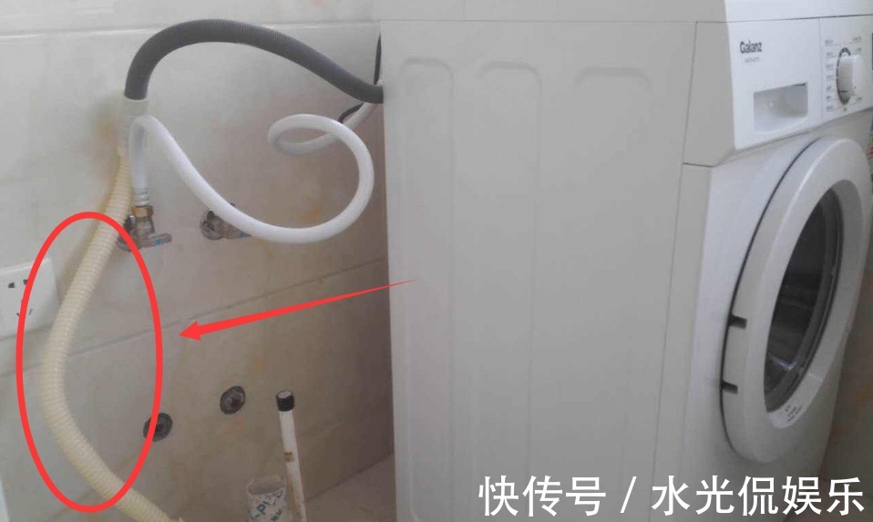 排水管|太多人把洗衣机排水管插地漏,笨死!瞧老外的做法,真的涨见识了