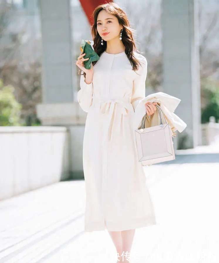 服装|8月流行通勤风穿搭，这些实用的搭配技巧，让你穿出优雅与时髦范