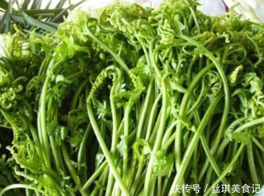 蕨菜|45岁大姐患上癌症,特爱买2种菜,还有好多人喜欢买来吃