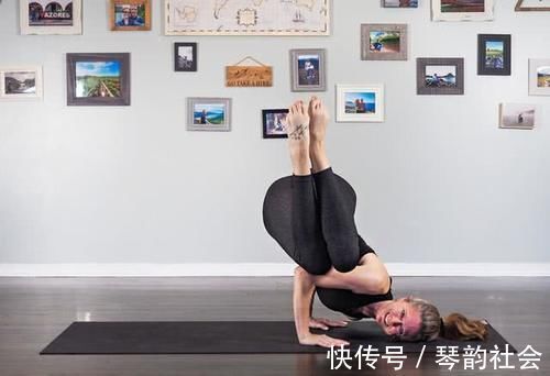 臀部|一个不太常见的瑜伽体式，挑战核心和手臂力量，你解锁了吗
