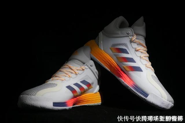 球鞋|罗斯系列的“集大成者”!在它身上你能看到哪些经典的设计
