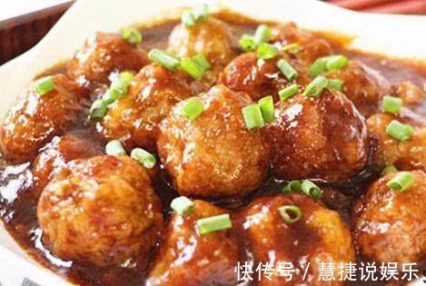 几道菜非常可口美味,色香味俱全,鲜香下饭,家人吃完都夸赞