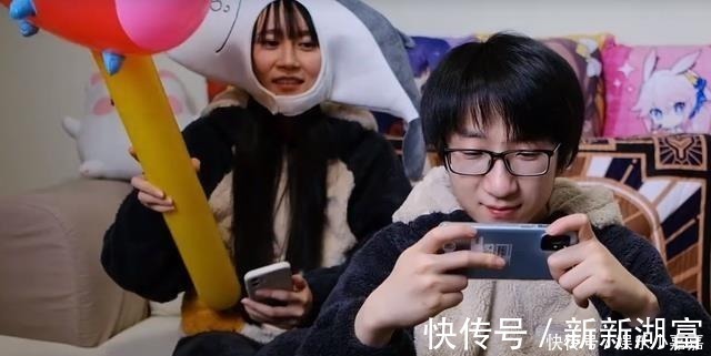 m同样都是从动漫解说转为真人出镜，为何lex被骂，泛式疯狂吸粉