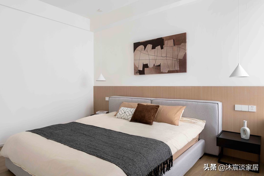 吧台|重庆夫妻的新家,因太会装修而走红,凭白墙与原木就让家温馨治愈