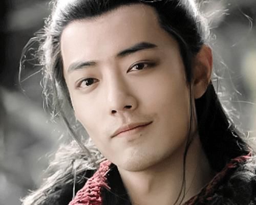 打碼|《快本》為神秘嘉賓打碼,身體一個部位暴露身份,節(jié)目組求生欲絕了