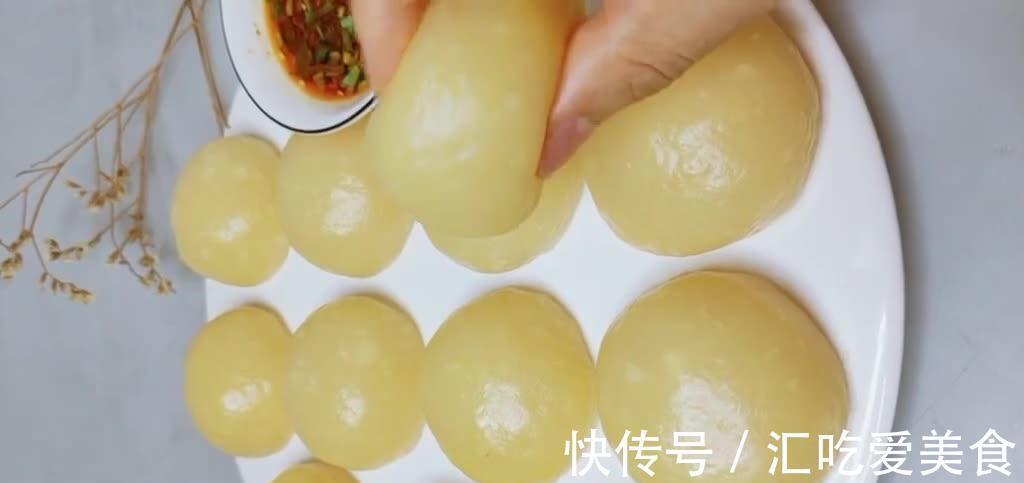 土豆新吃法,软嫩Q弹又清香,做法简单营养丰富,大人孩子都喜欢